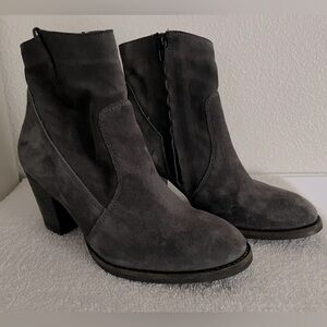 6M Real Suede Leather Grey Ankle Boot Paul Green-Austria, Side Zip, 2.5” Heel